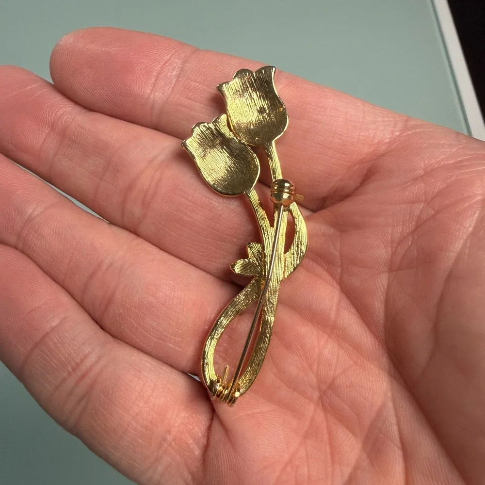 VTG Black & Gold Enamaled Gold Tone Tulip Brooch w/ Clear‎ Rhinestones
